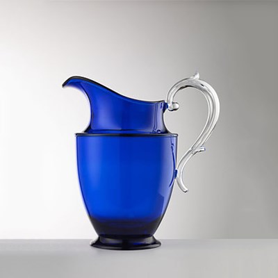 Pitcher bleu